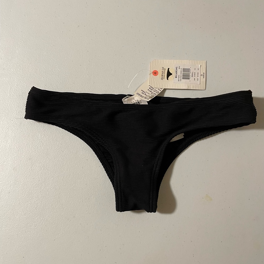 NWT Billabong Cheeky Coverage Bikini Bottoms Ribbed - Black - Small